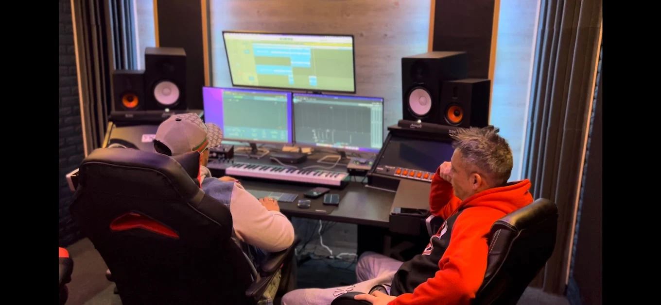 rk multimedia studio